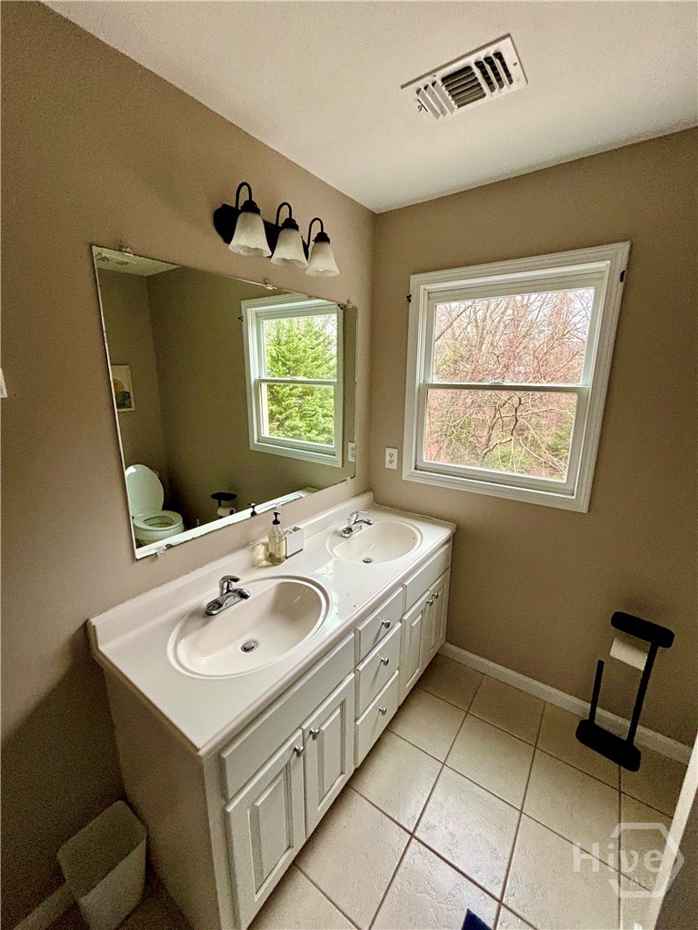 2012 S Milledge Avenue Property Photo 7