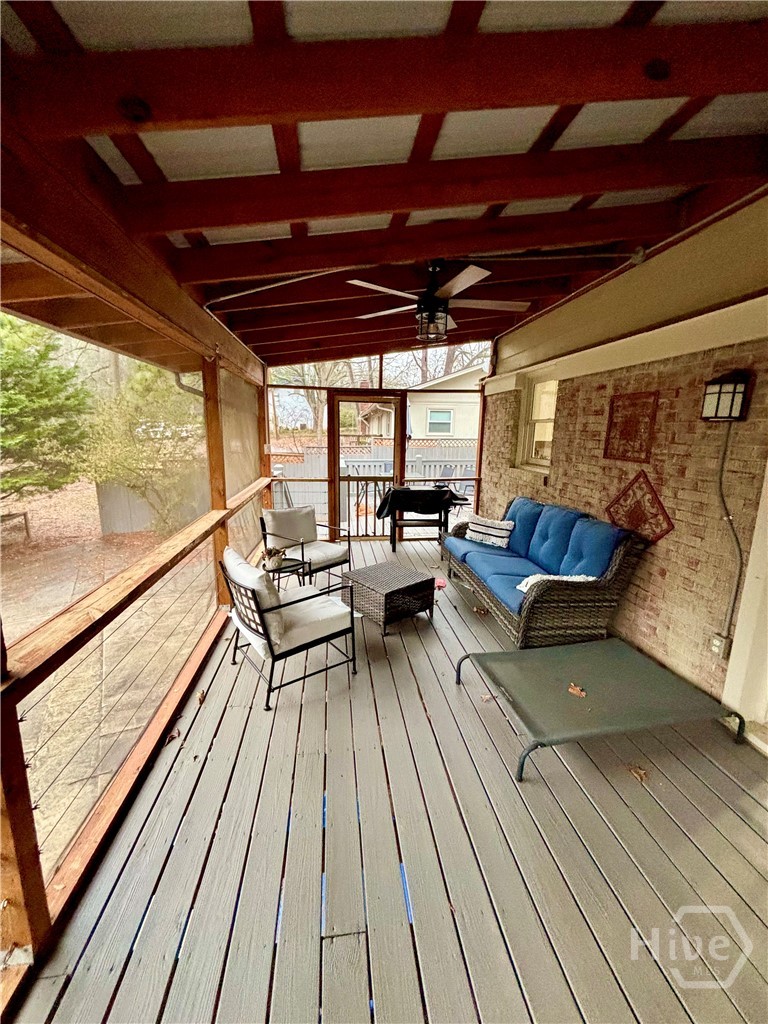2012 S Milledge Avenue Property Photo 13