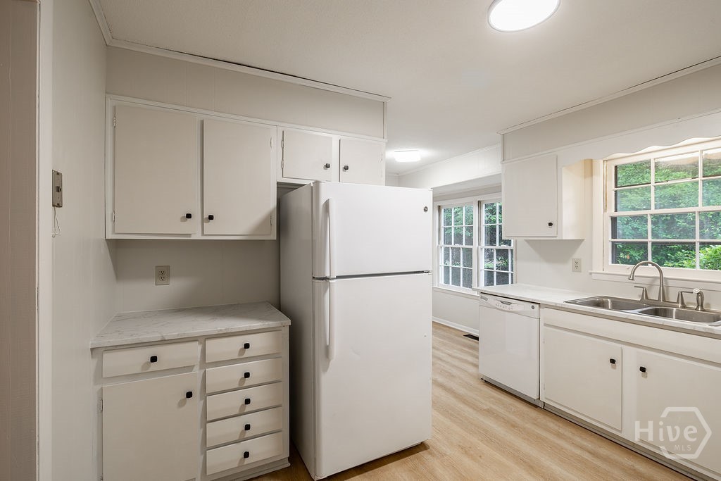 265 University Circle Property Photo 17