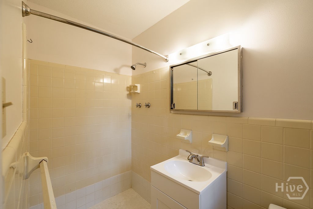 265 University Circle Property Photo 34