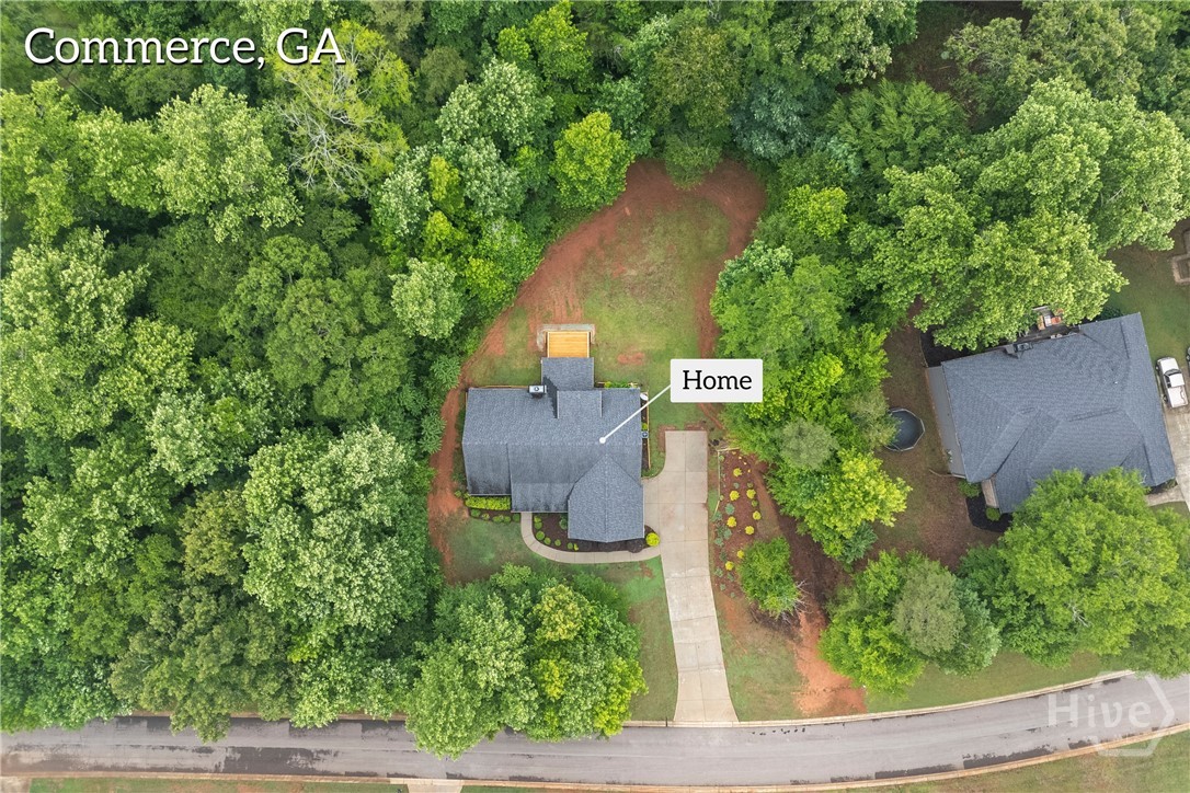 717 Oconee Lane Property Photo 4