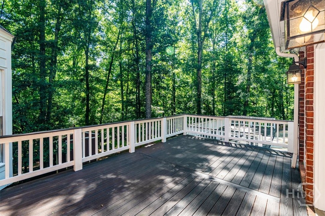 1080 Riverside Drive Property Photo 18