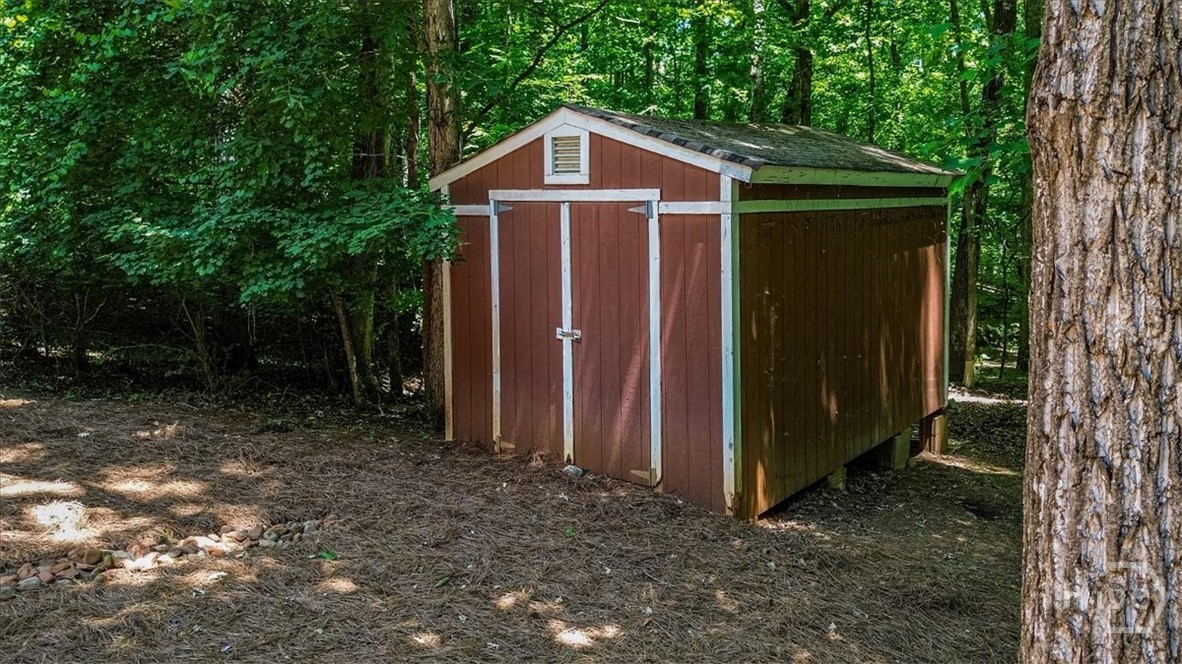 1080 Riverside Drive Property Photo 30