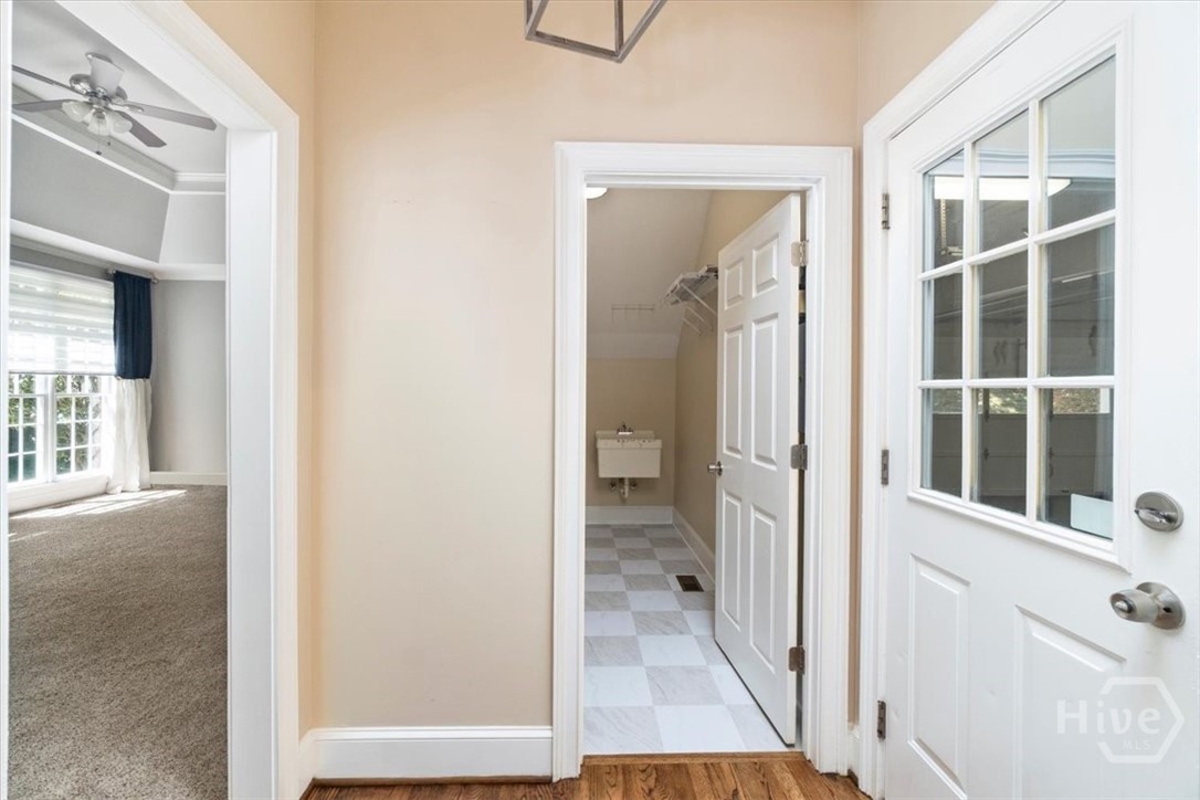 1080 Riverside Drive Property Photo 37