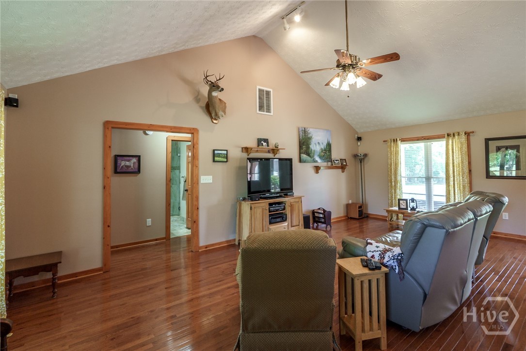 3151 Jack Glass Road Property Photo 10