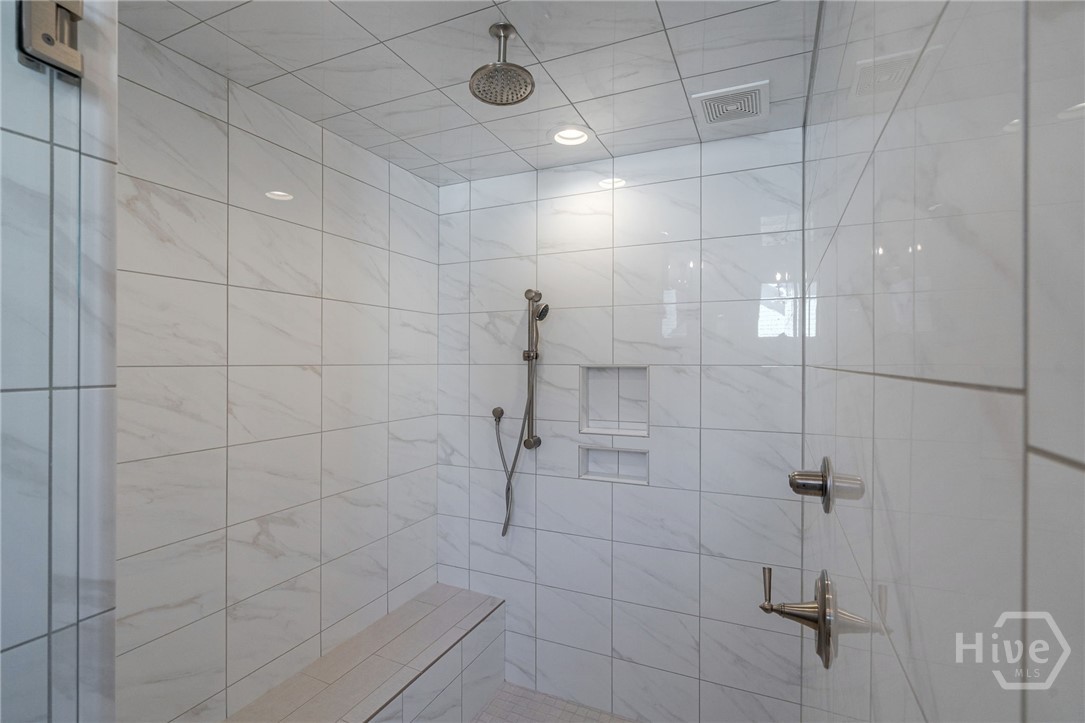2970 Greenleffe Drive Property Photo 28
