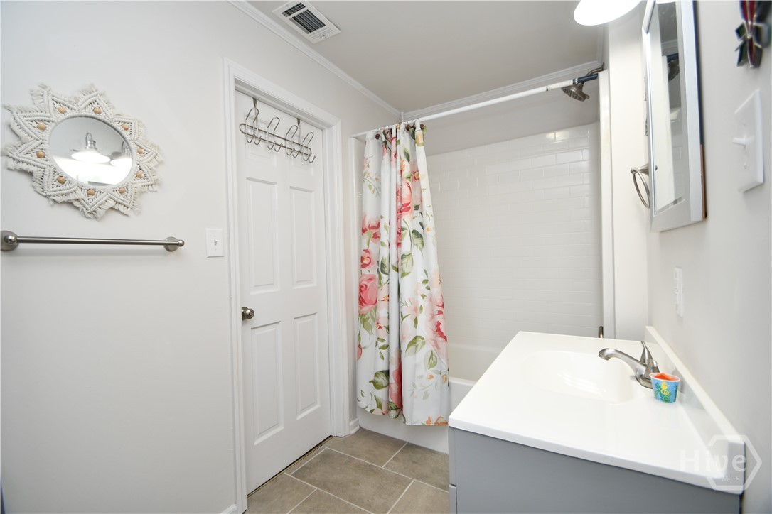 280 Valleybrook Drive Property Photo 32