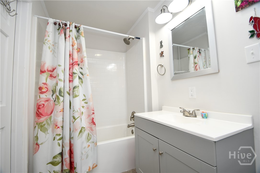 280 Valleybrook Drive Property Photo 33