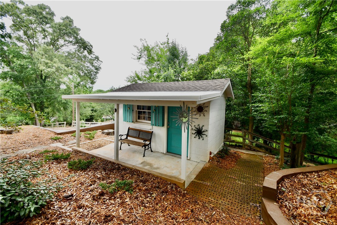 280 Valleybrook Drive Property Photo 62