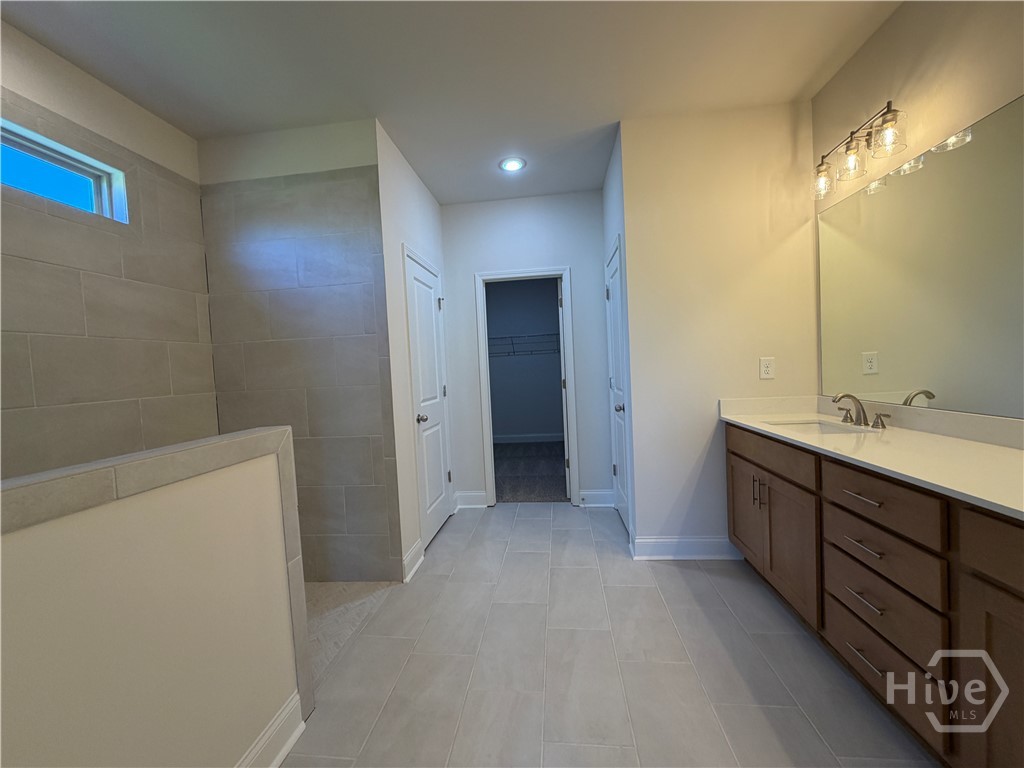 84 Oakdale Road 30 Property Photo 24