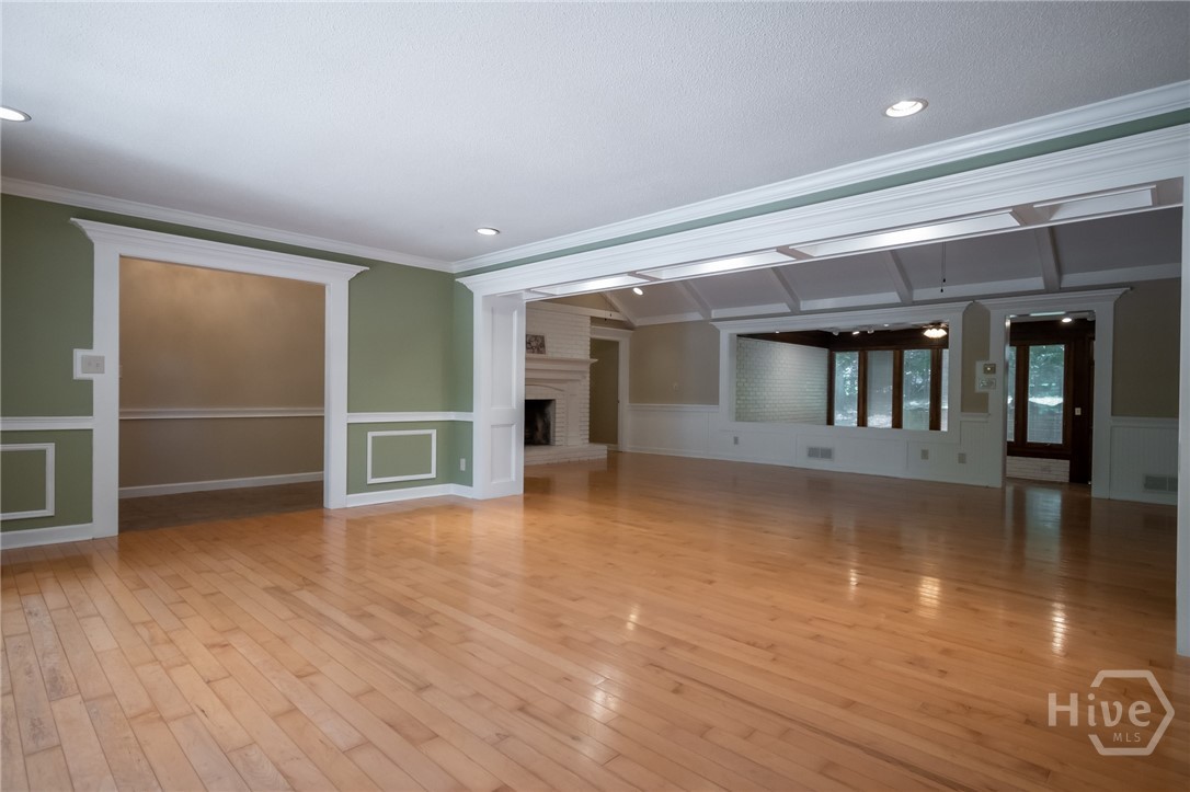 139 Lake Forest Drive Property Photo 14