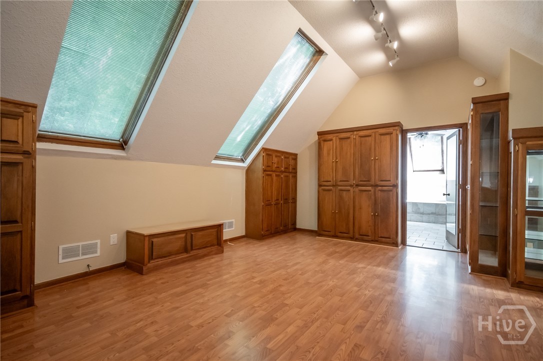 139 Lake Forest Drive Property Photo 54