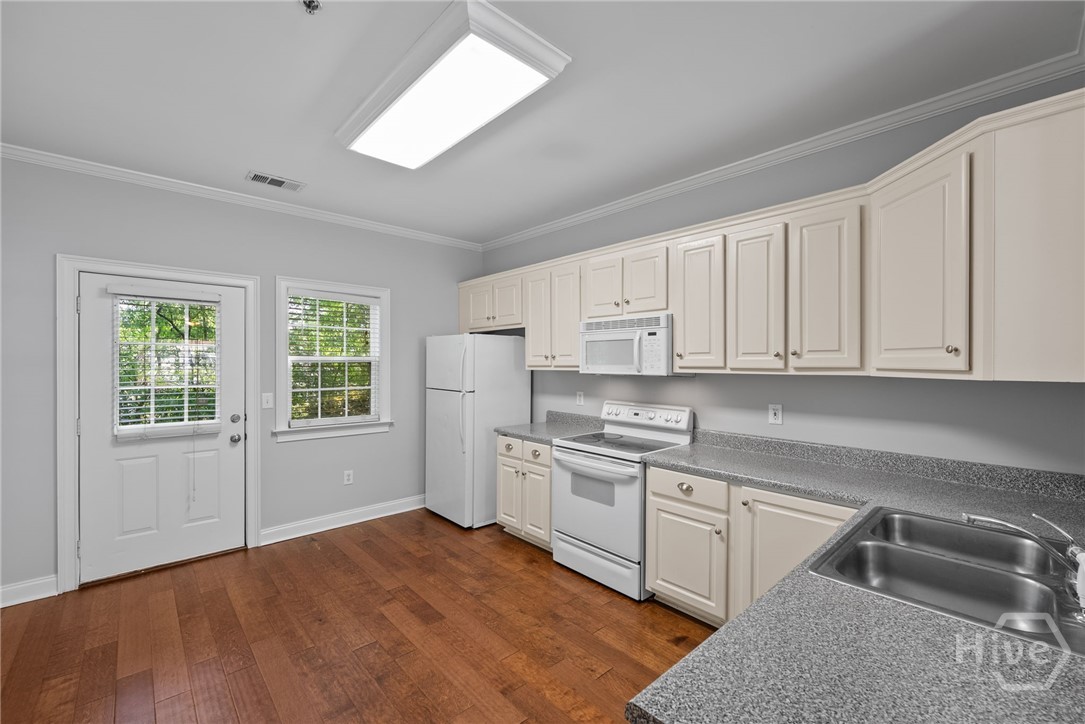 460 Barnett Shoals Road E3 Property Photo 8