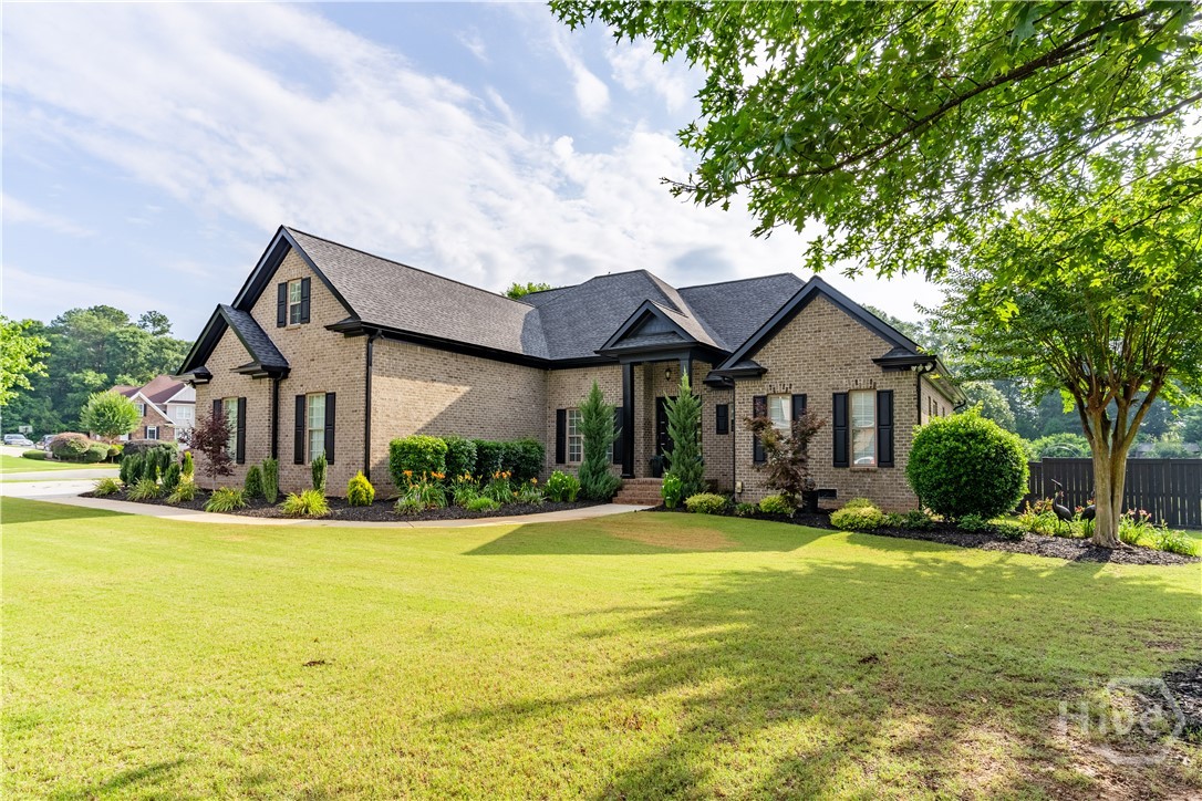 1070 Saint Albans Path Property Photo 4