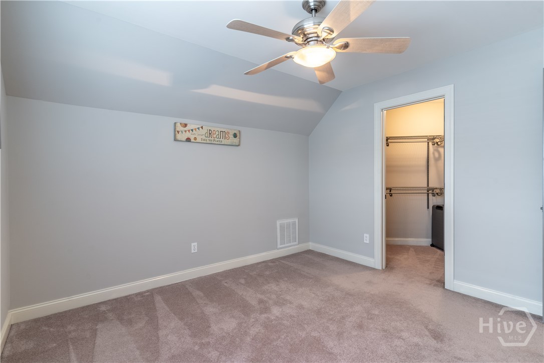 1070 Saint Albans Path Property Photo 43