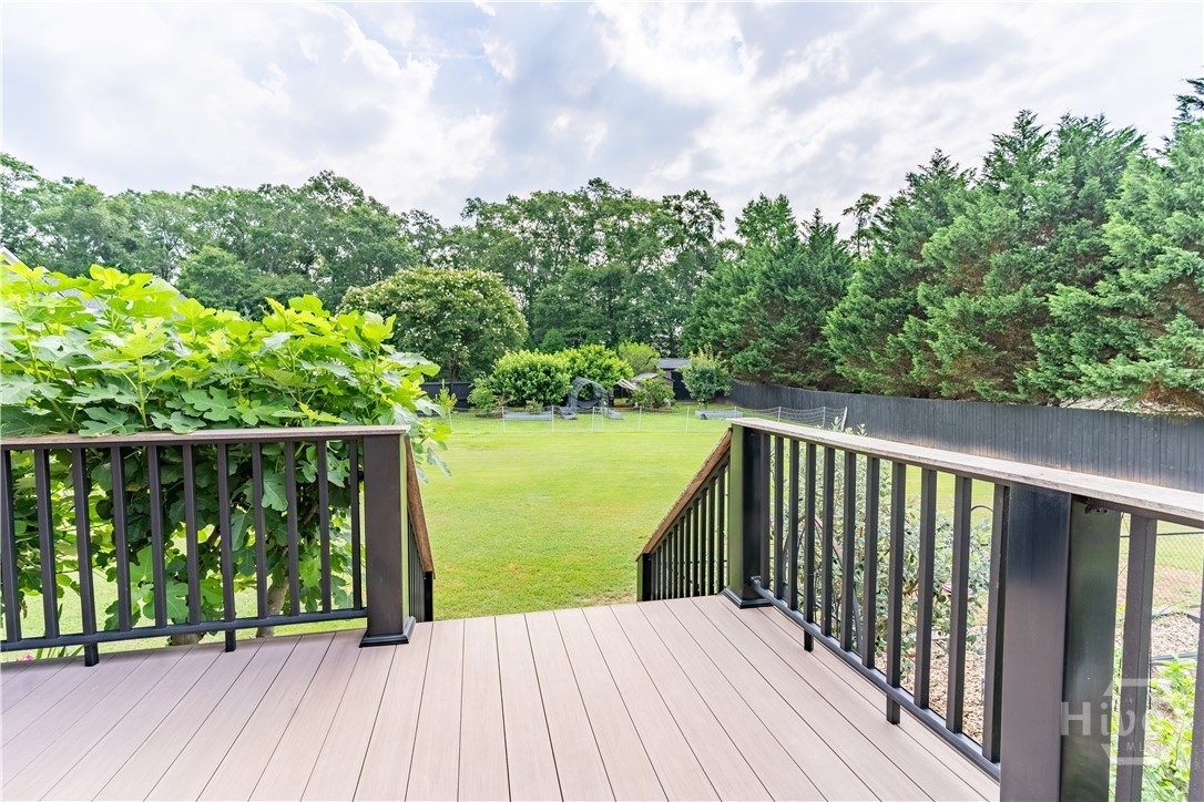 1070 Saint Albans Path Property Photo 48