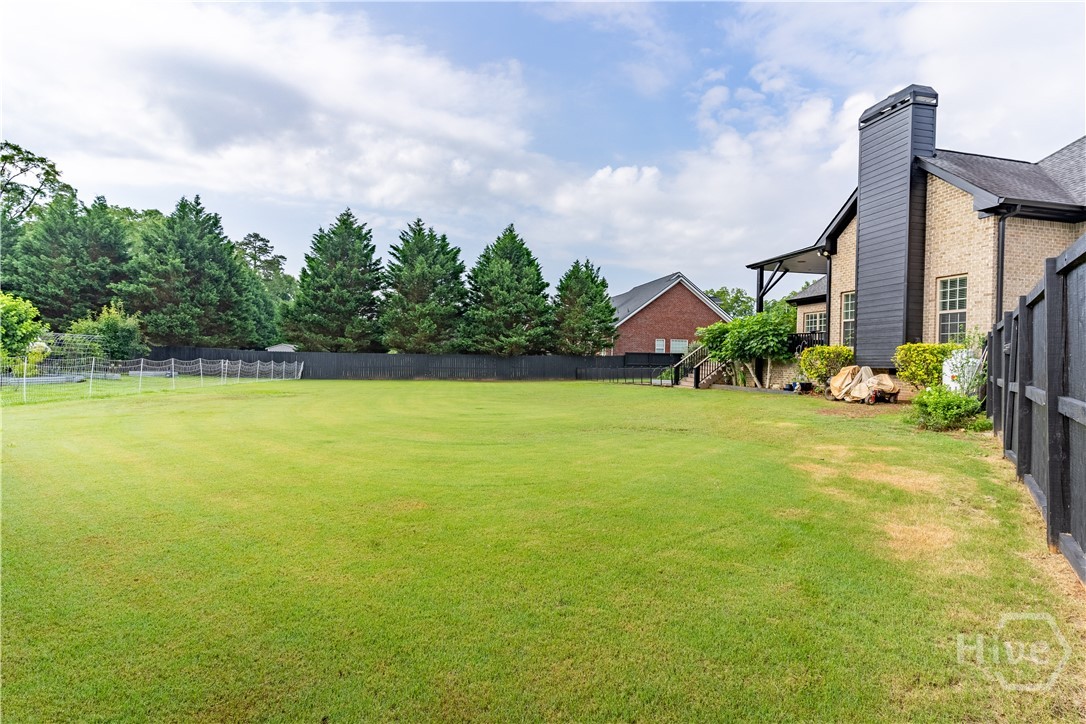 1070 Saint Albans Path Property Photo 49