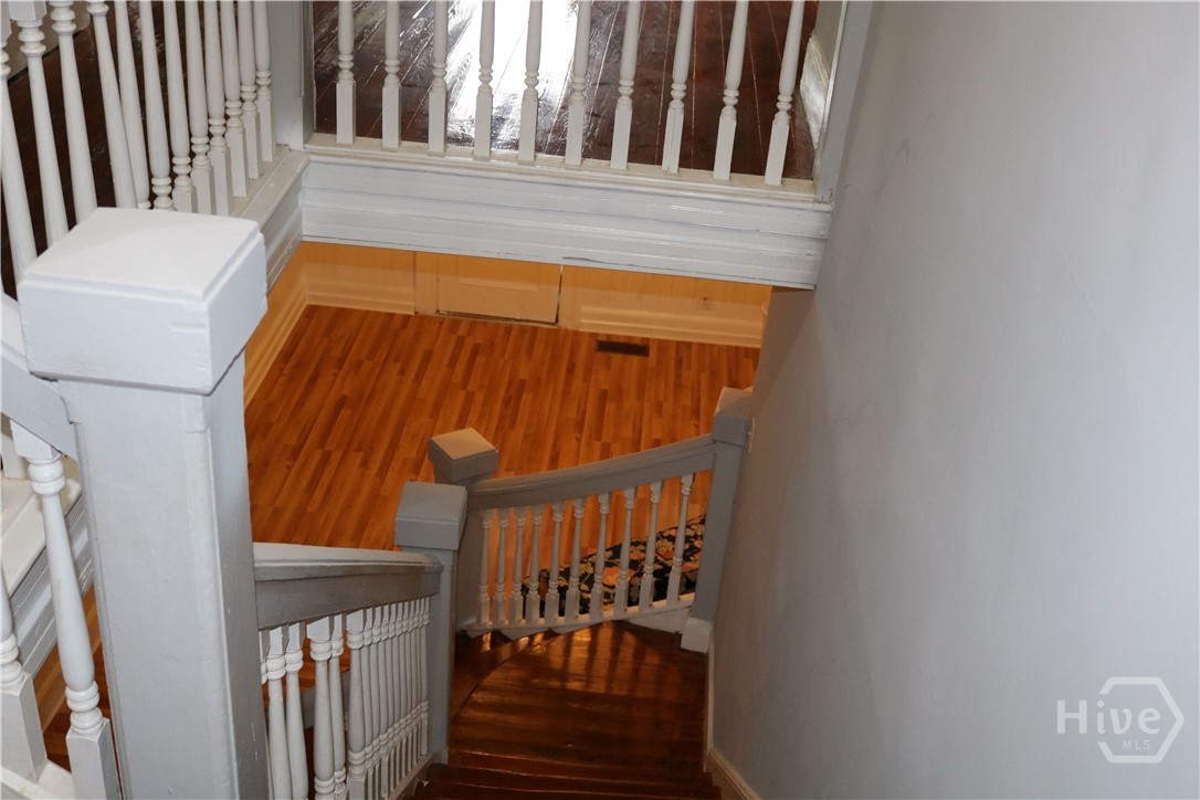 88 Railroad Avenue Property Photo 9