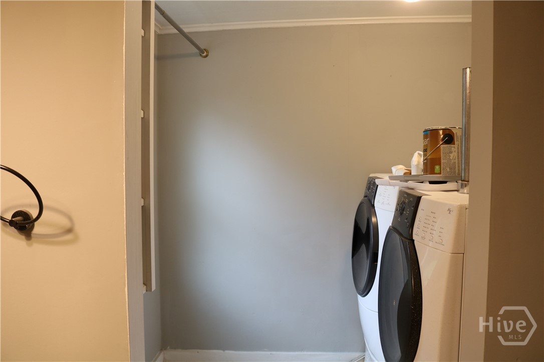 88 Railroad Avenue Property Photo 27