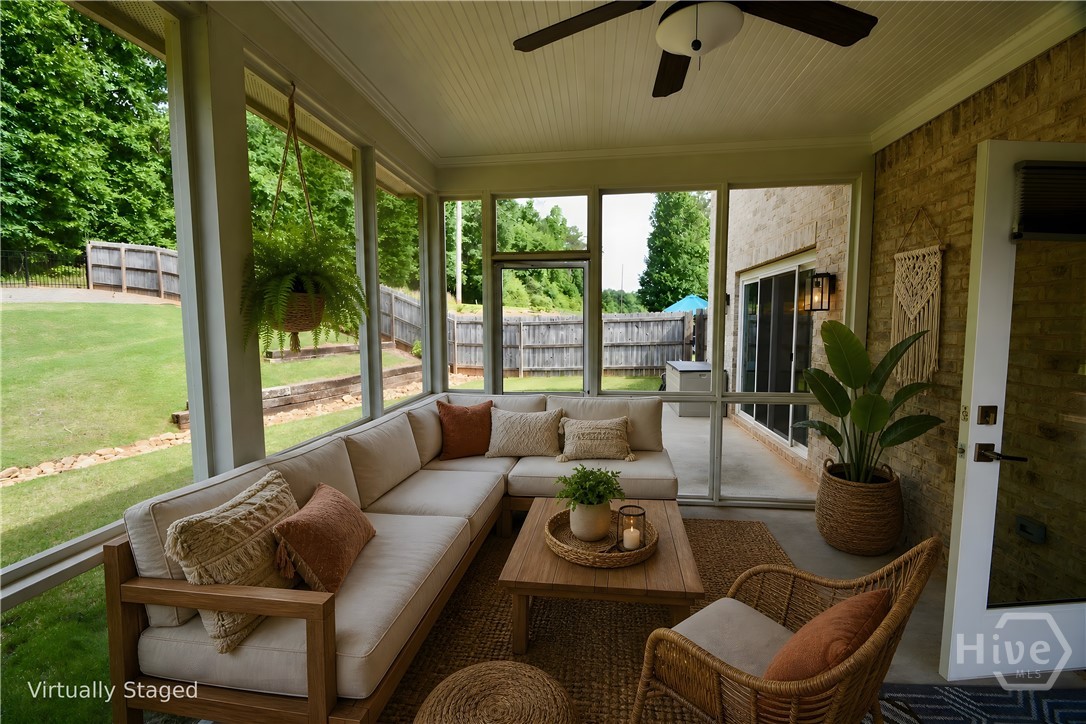 3065 Meadow Springs Drive Property Photo 3
