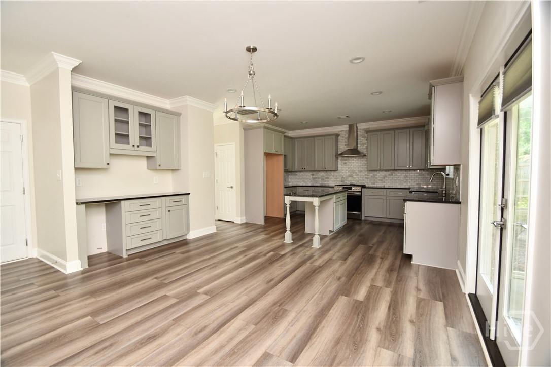 3065 Meadow Springs Drive Property Photo 10