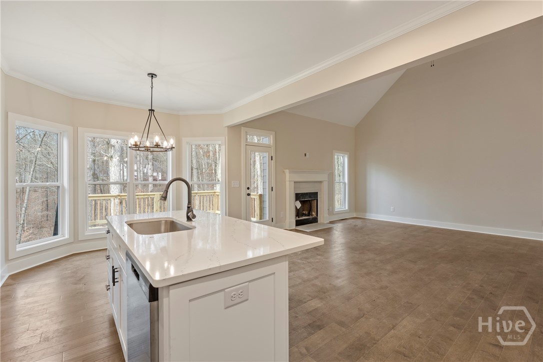 370 Ansley Drive Property Photo 16
