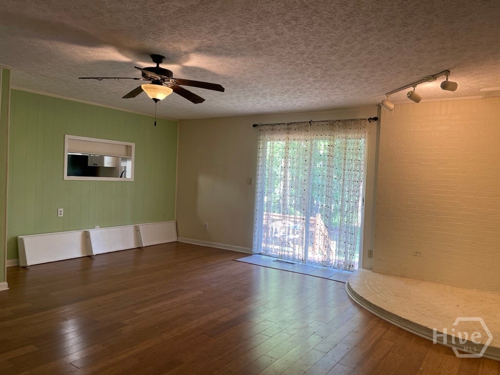 1071 Dials Mill Spur Spur Property Photo 4