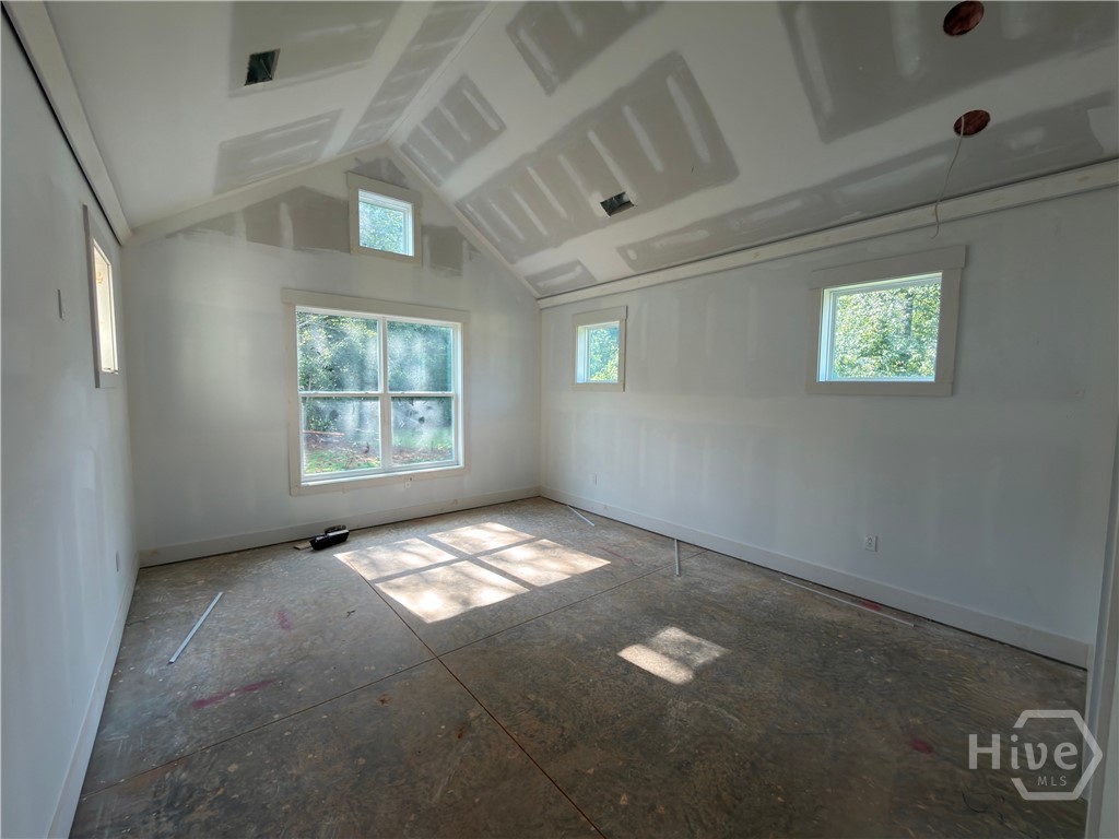 214 Bunker Lane Property Photo 20
