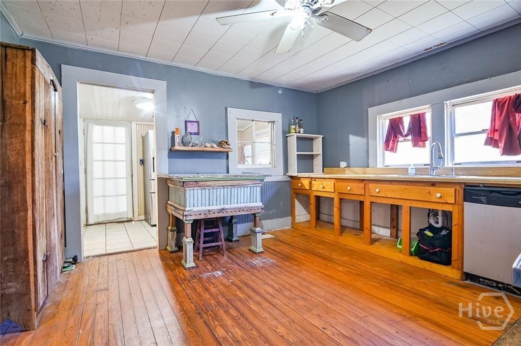 12462 Brown Bridge Road Property Photo 9
