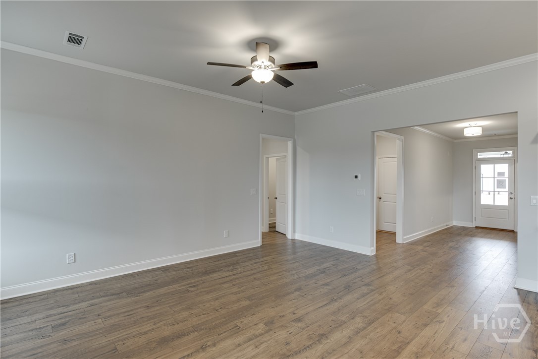 210 Oakdale Road Property Photo 10