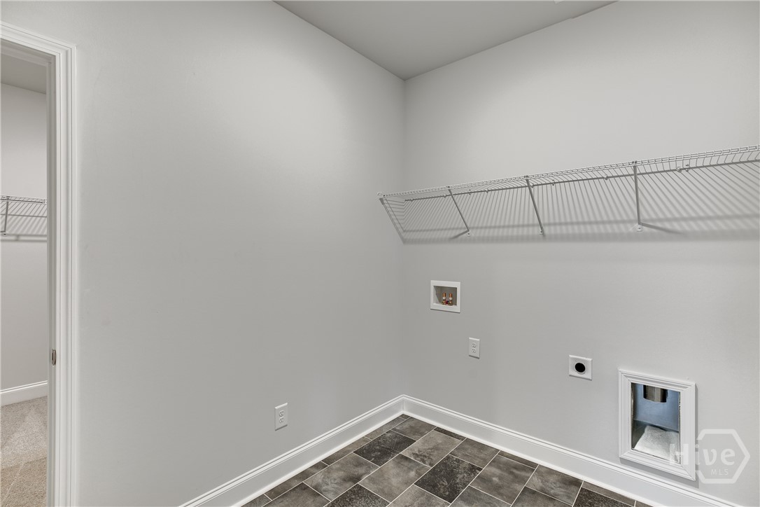 210 Oakdale Road Property Photo 28
