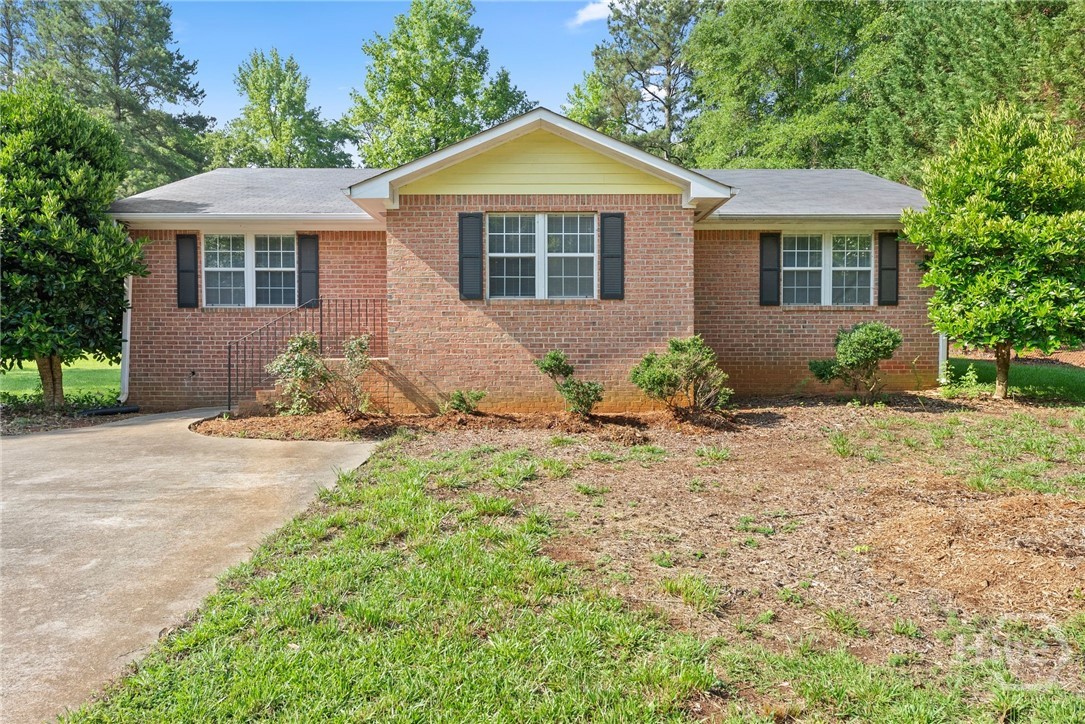 175 Big Oak Circle