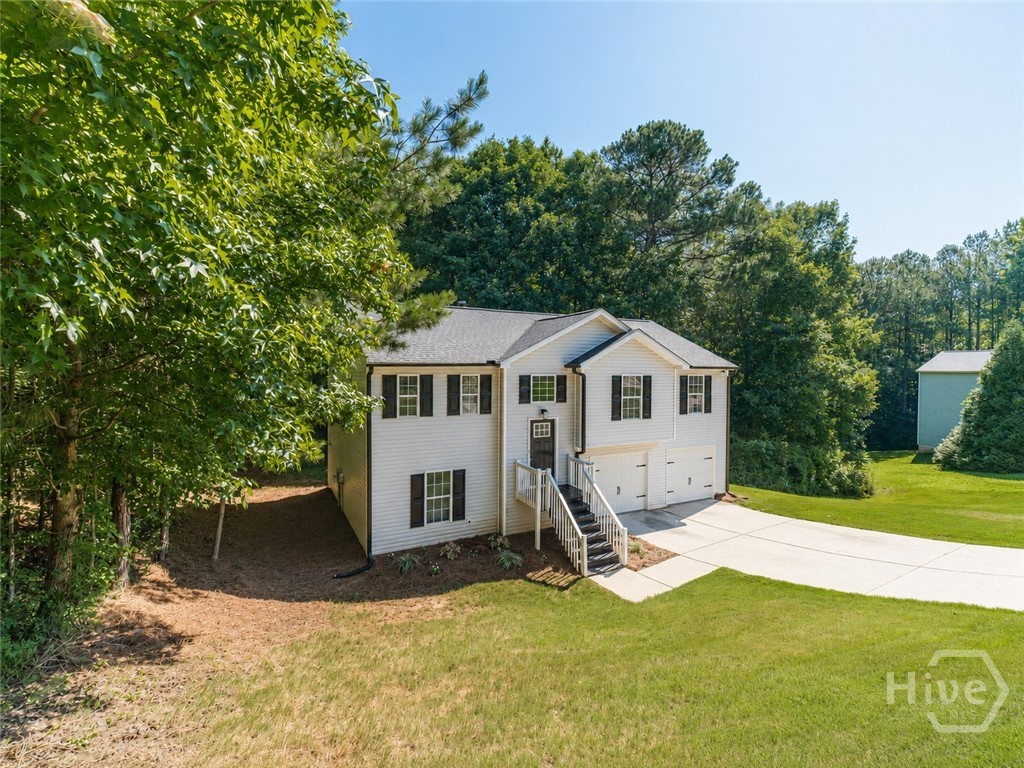 1825 River Run Road Property Photo 2