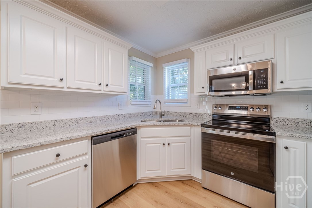 1825 River Run Road Property Photo 9