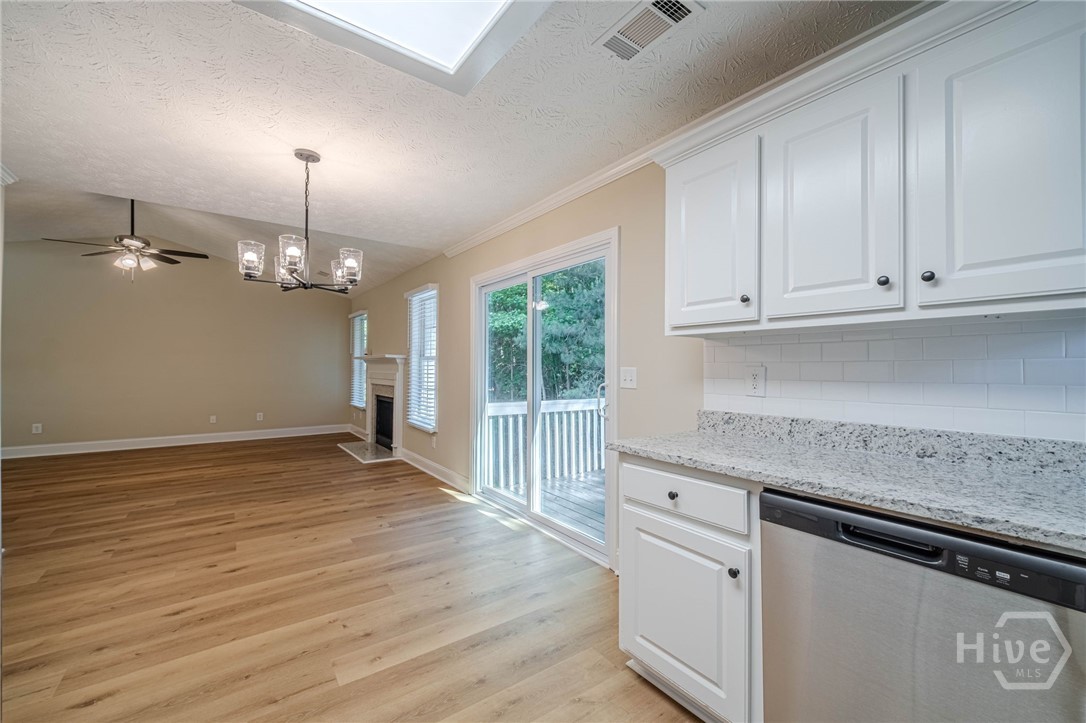 1825 River Run Road Property Photo 11