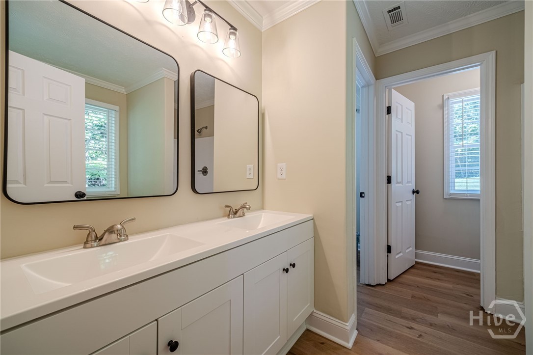 1825 River Run Road Property Photo 17