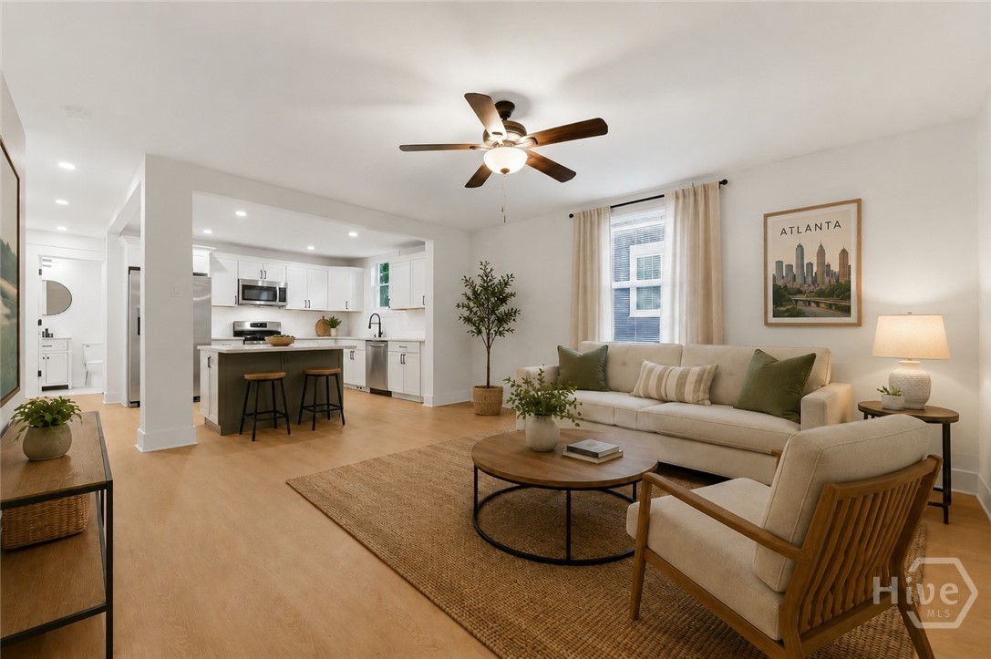 1576 Elixir Avenue Sw Property Photo 2
