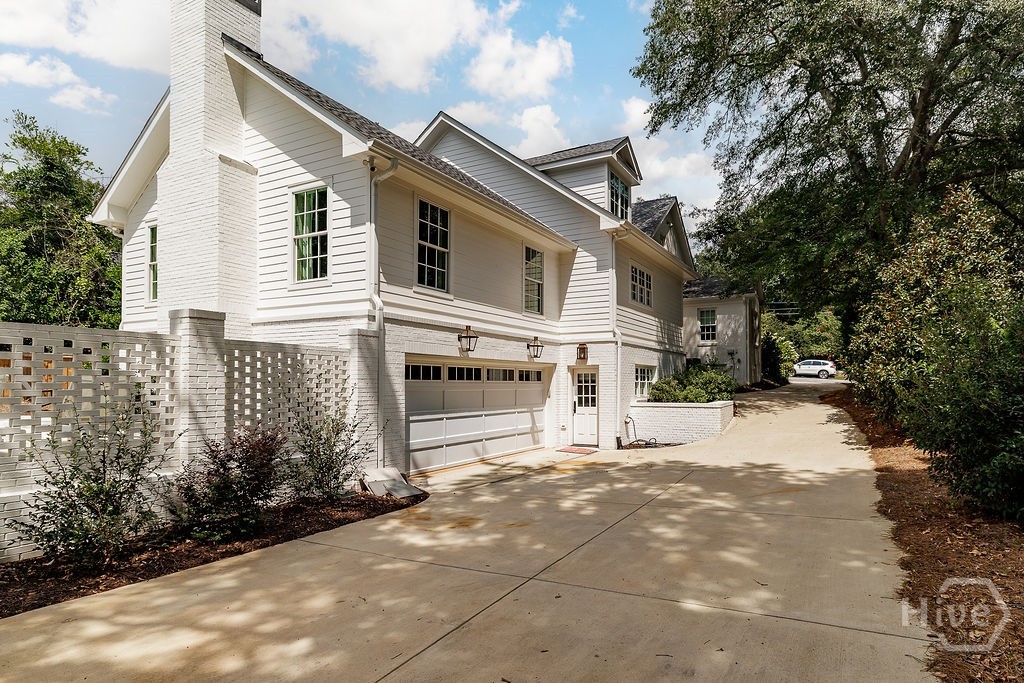 450 Stanton Way Property Photo 4
