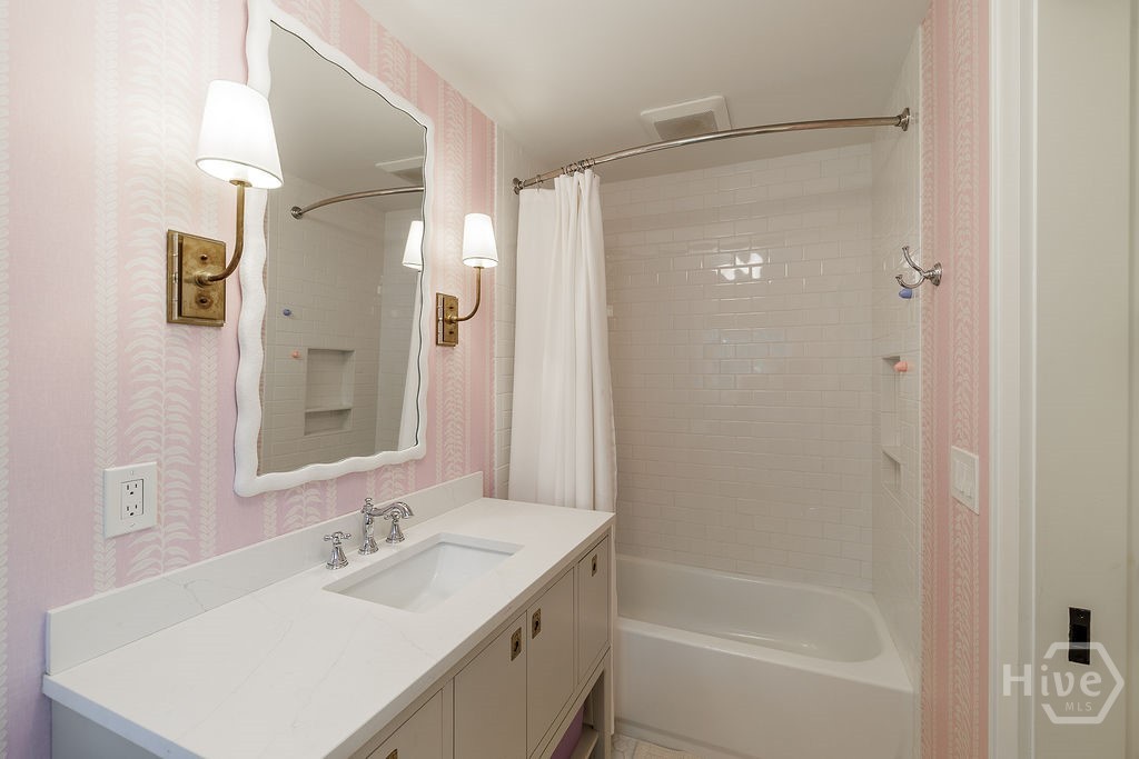 450 Stanton Way Property Photo 42