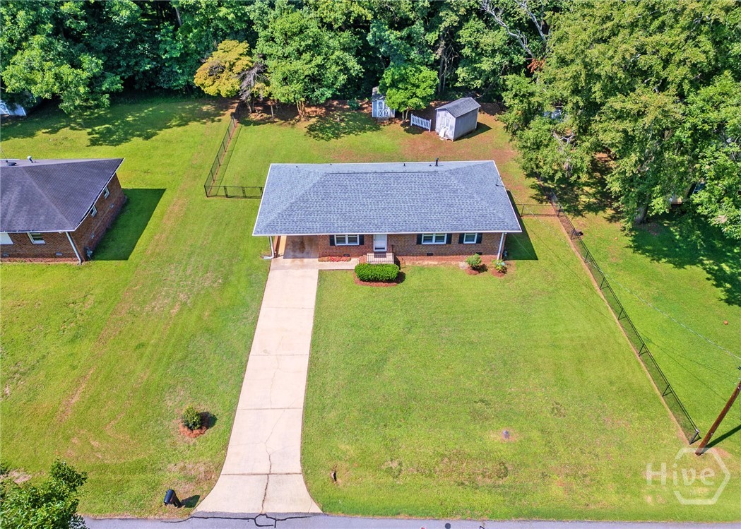 155 Freeman Circle Property Photo 3