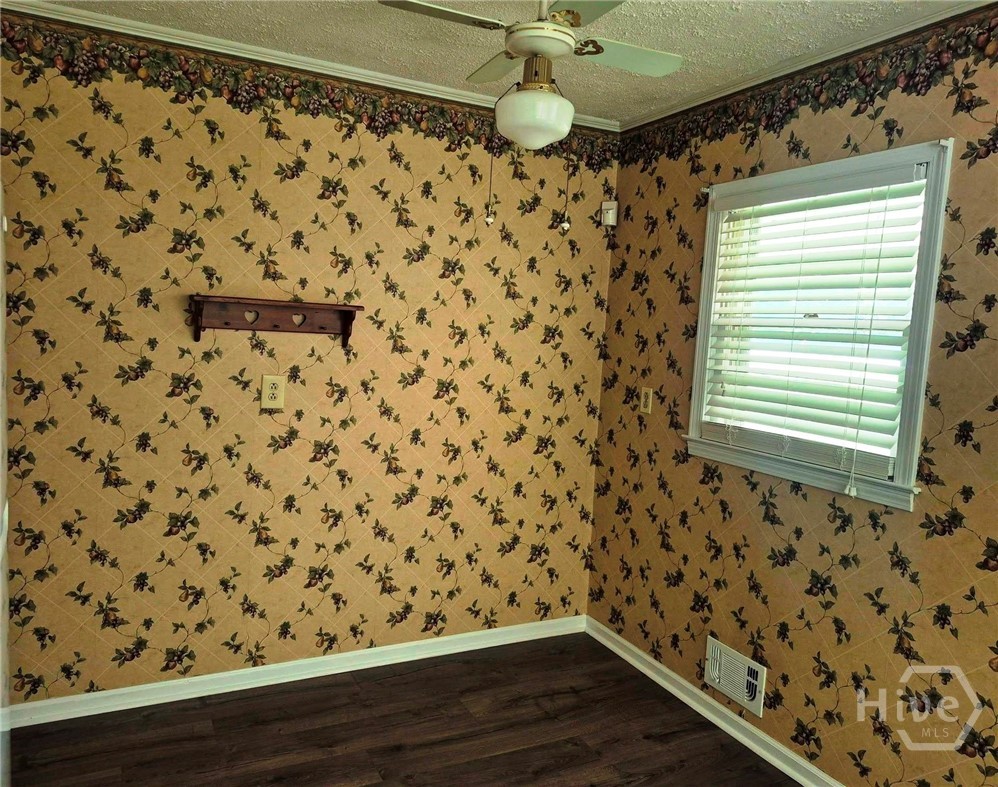 155 Freeman Circle Property Photo 7