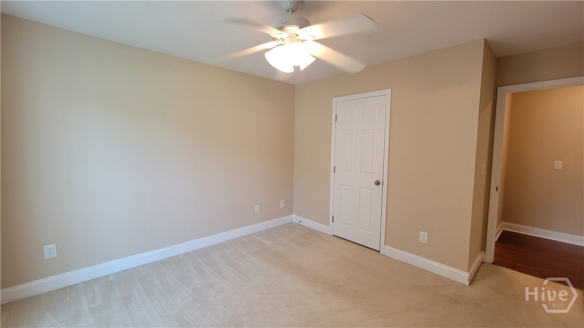 371 Summit Chase Drive Property Photo 27