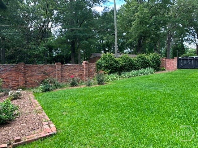 810 Stewart Avenue Property Photo 37
