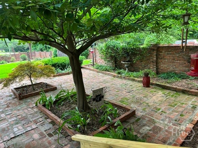 810 Stewart Avenue Property Photo 41