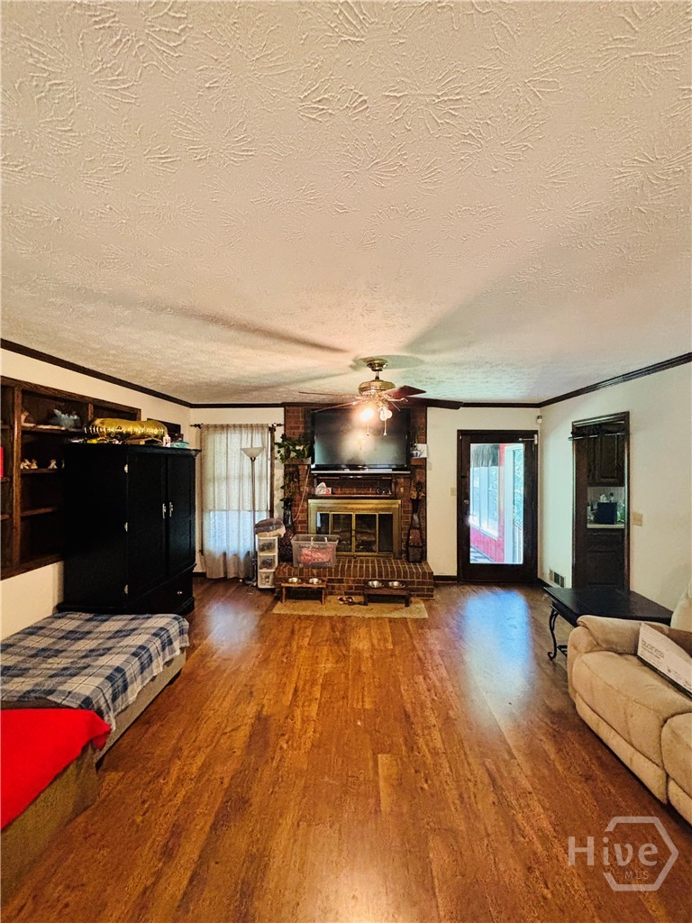 110 Saxon Woods Drive Property Photo 19