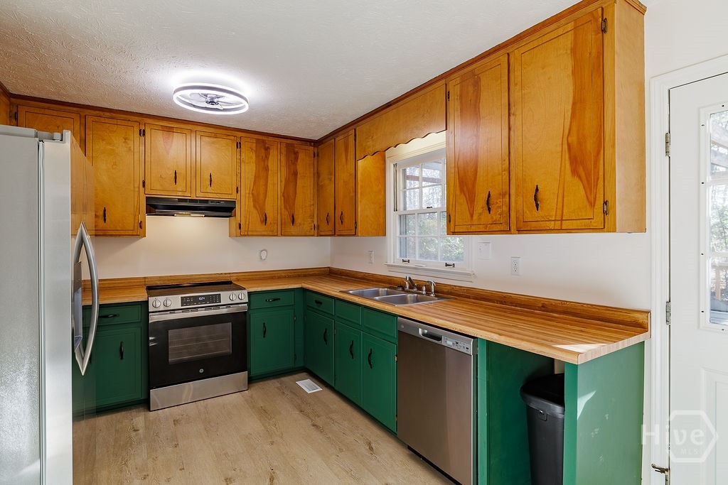 135 Longbranch Court Property Photo 10