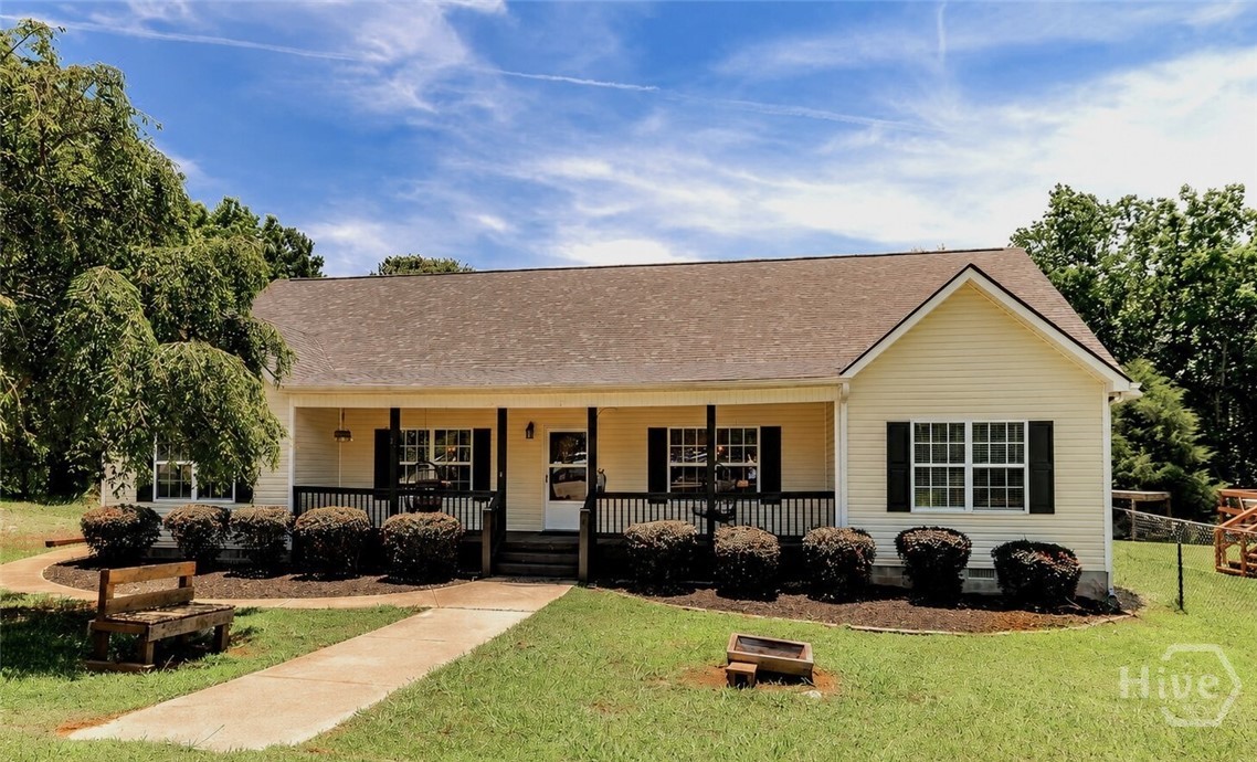 1627 Dewy Rose Road Nw Property Photo 1