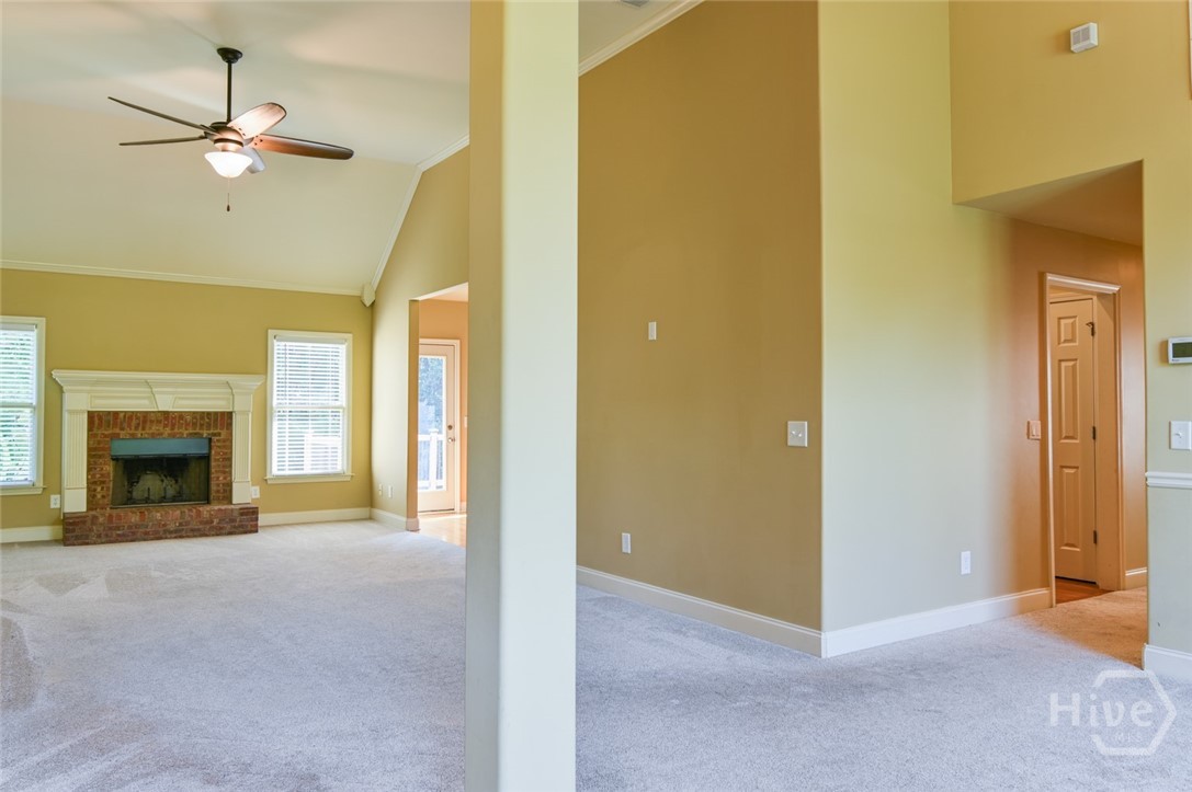 725 Lincoln Drive Property Photo 9