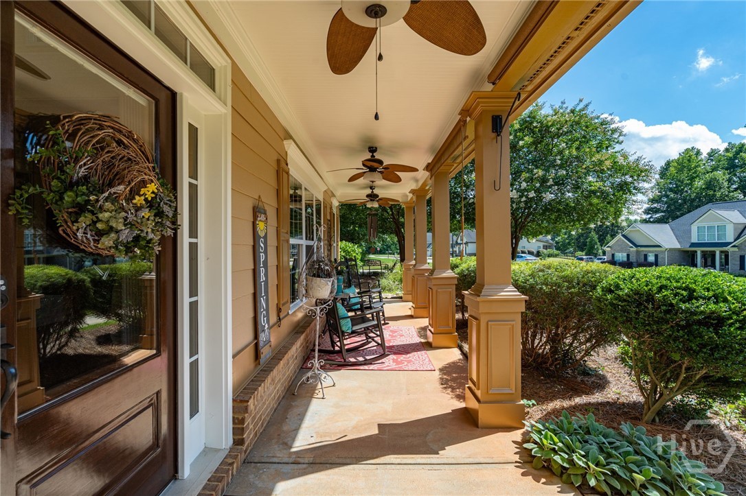 2103 Whitlow View Drive Property Photo 4