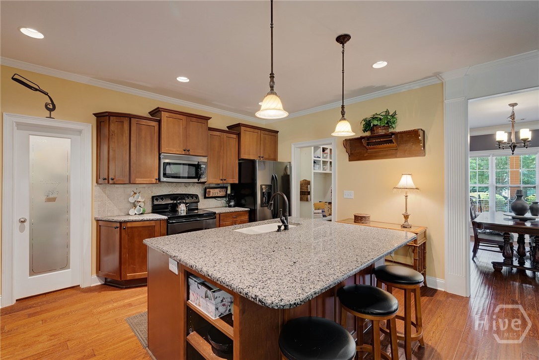 2103 Whitlow View Drive Property Photo 19